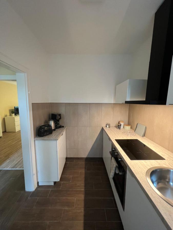 New Renovated And Near Centrum Apartment